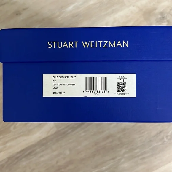 STUART WEITZMAN Goldie Jelly Sandal - Picture 9 of 9